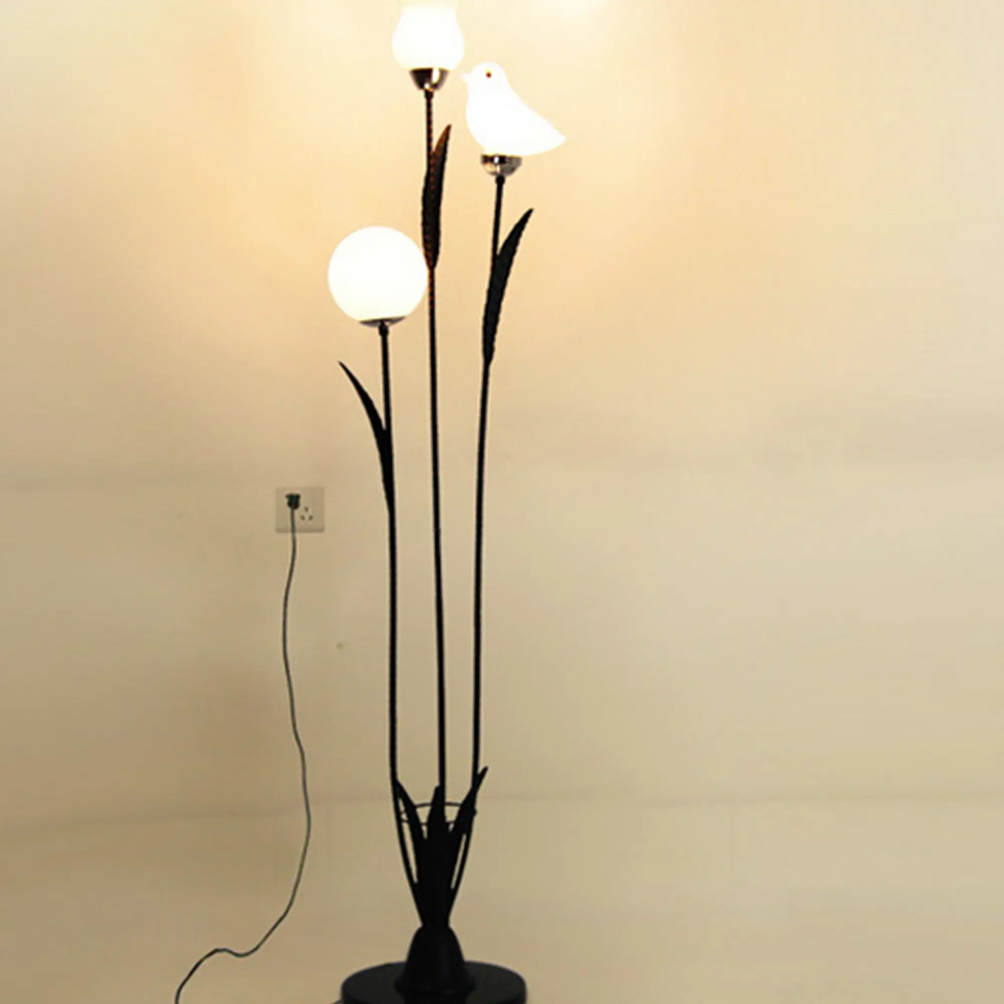 Flower & Bird Design Floor Lamp - Image 8