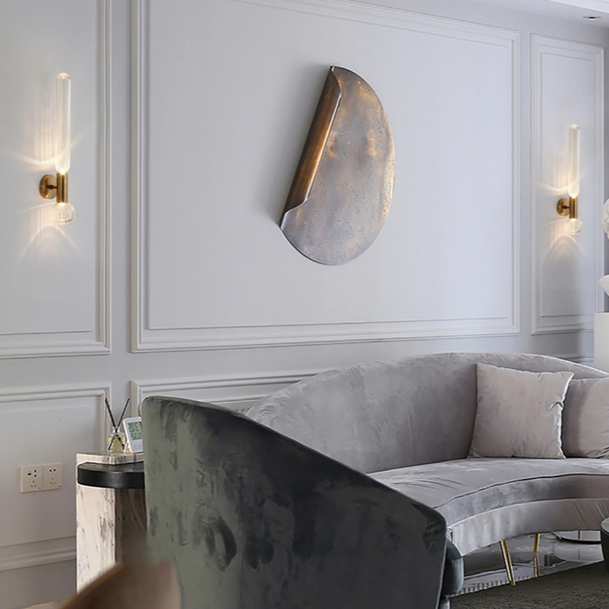 Spectacular Shadow Transparent Wall Lamp - Image 2