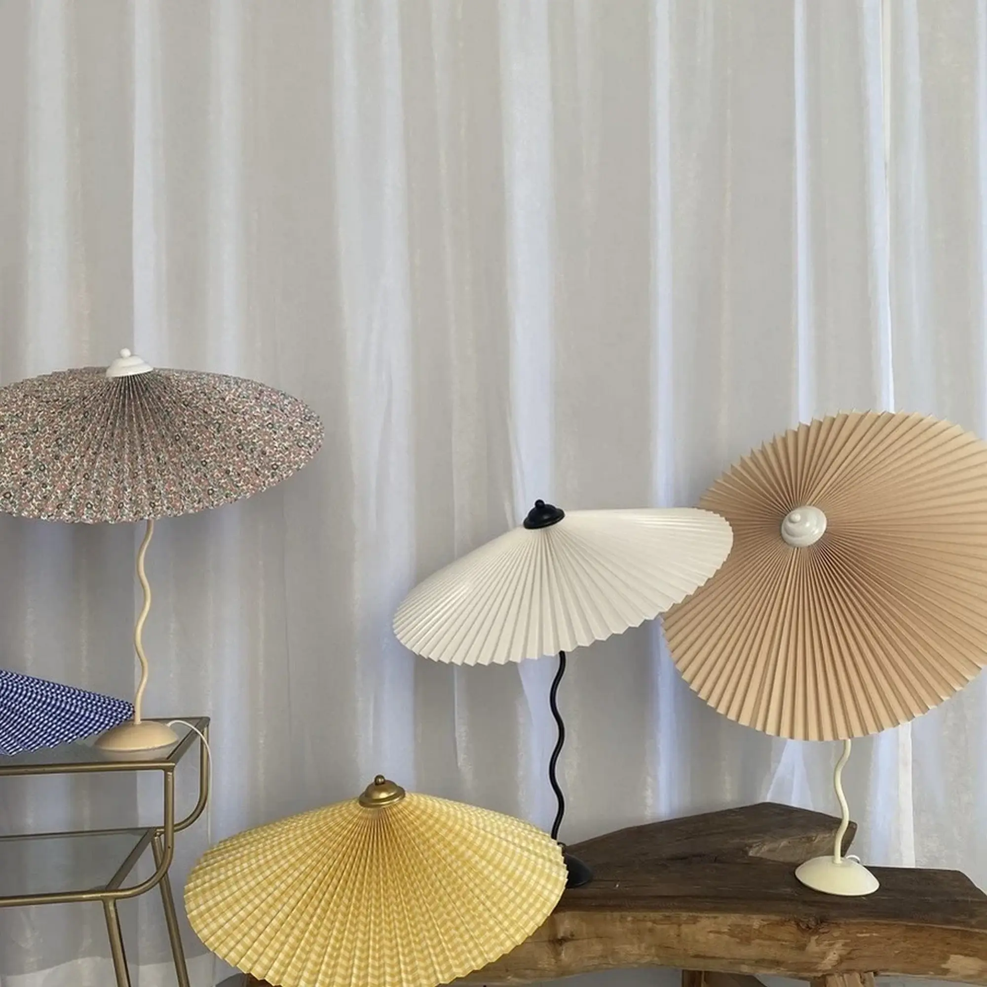 Squiggle Table Lamp - Image 3