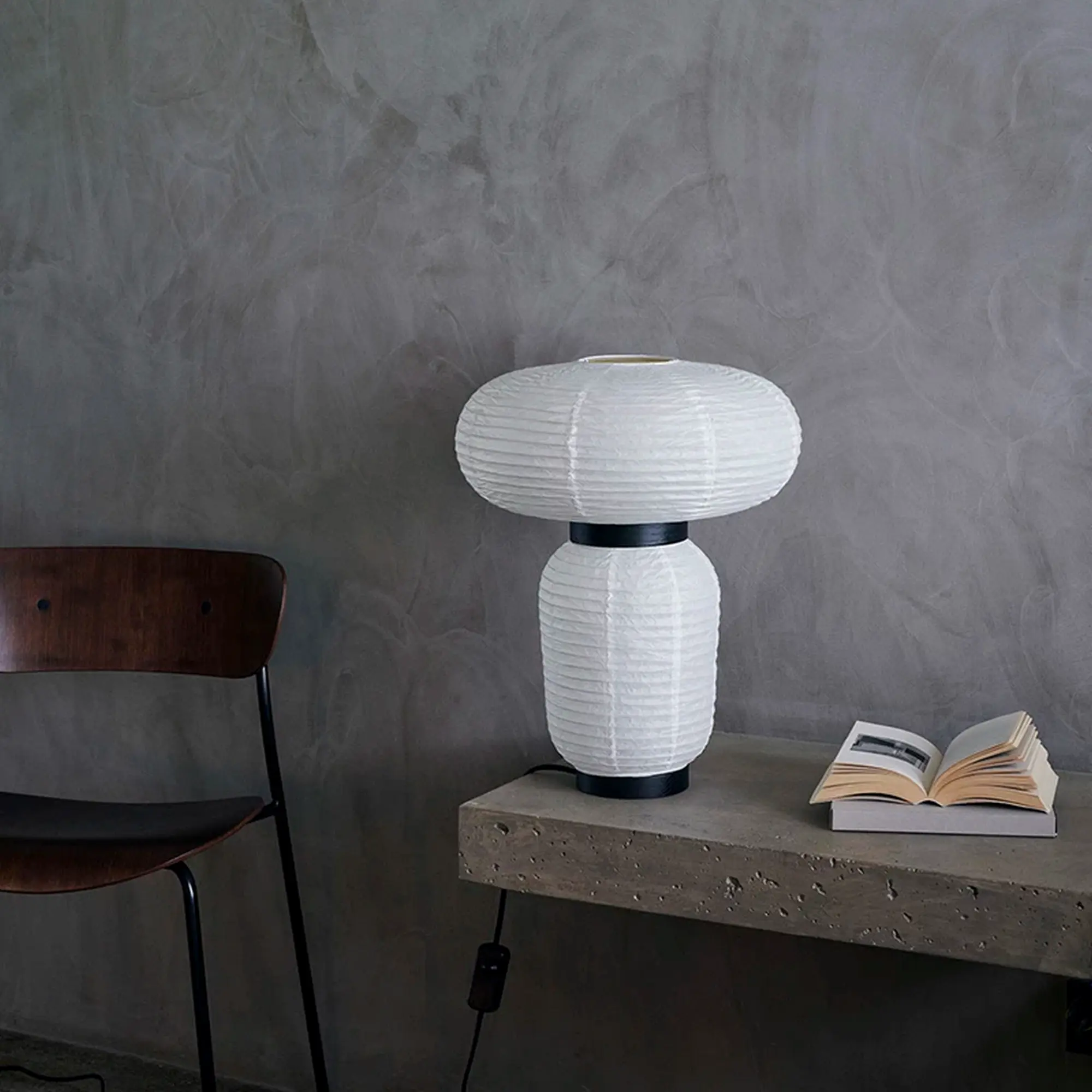Formakami JH18 Table Lamp - Image 3