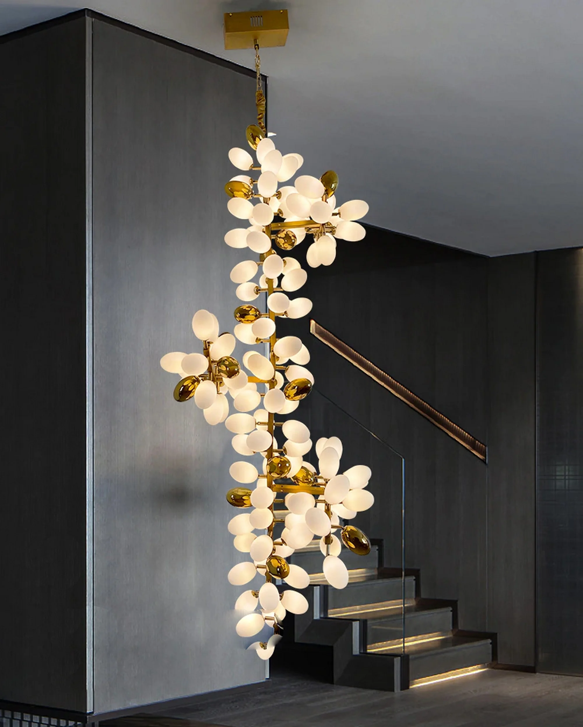 Valiant Vertical Chandelier - Image 4