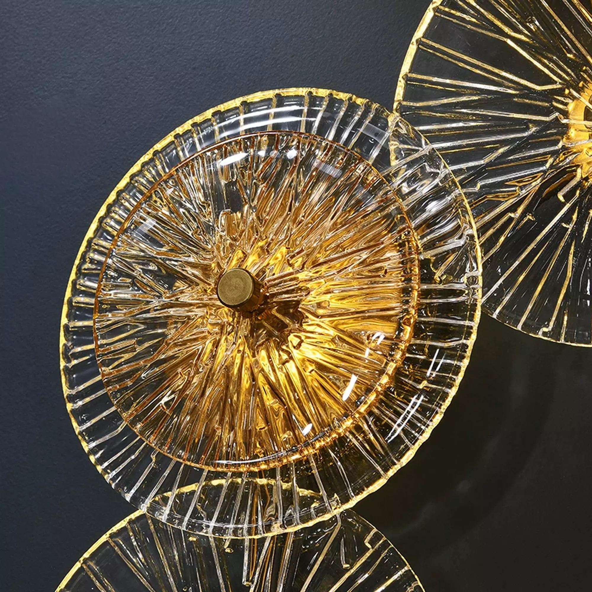 Round Lotus Leaf Design LED Wall Lamp - Image 9