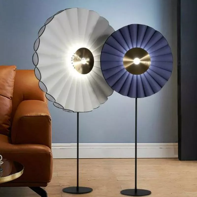 Reine Floor Lamp - Image 1