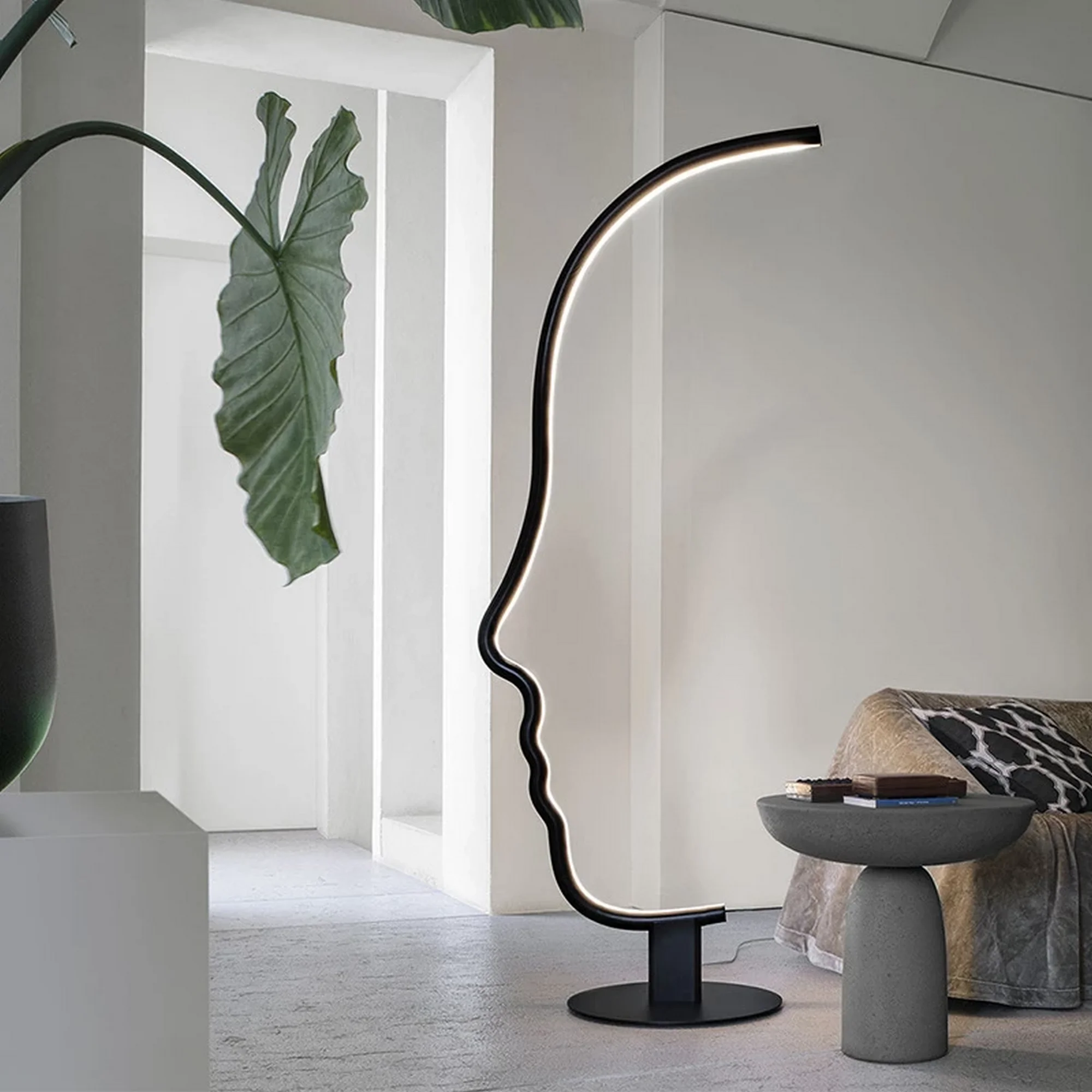 Vis a Vis Floor Lamp - Image 2