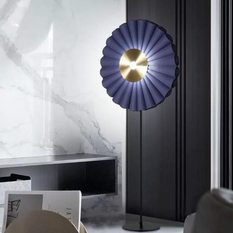 Reine Floor Lamp - Image 2