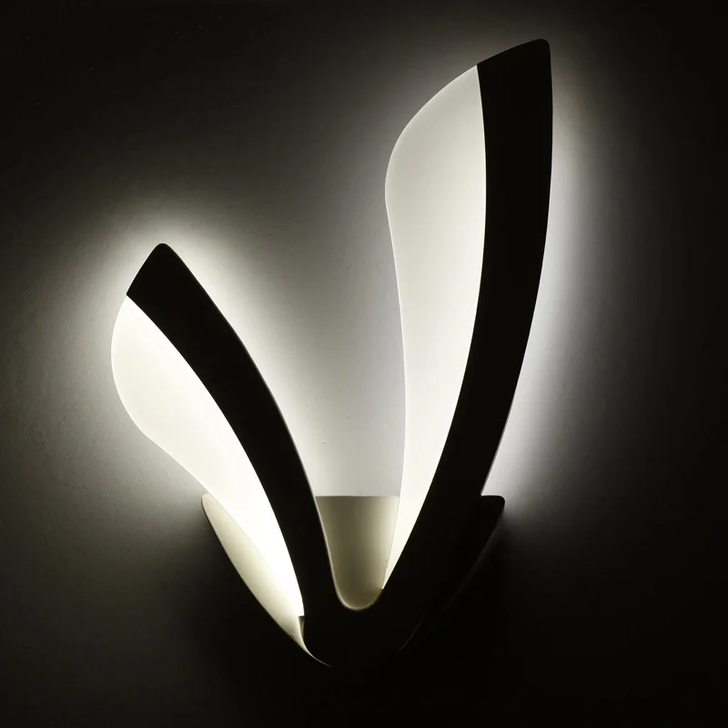 White Black LED Wall Lamp - Image 4