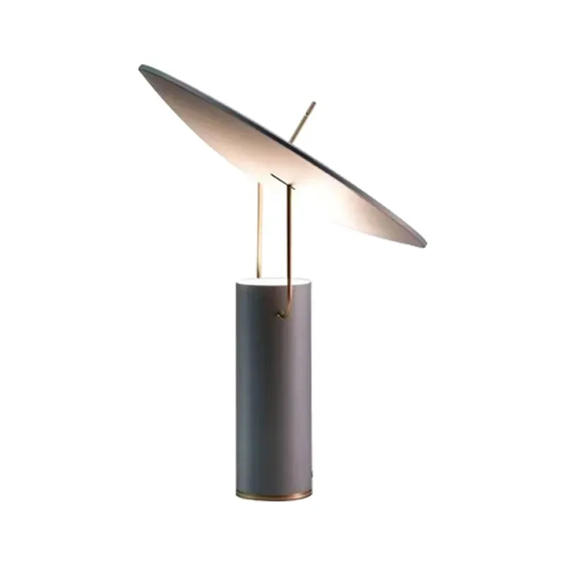 Nordic Metal Table Lamp - Image 3
