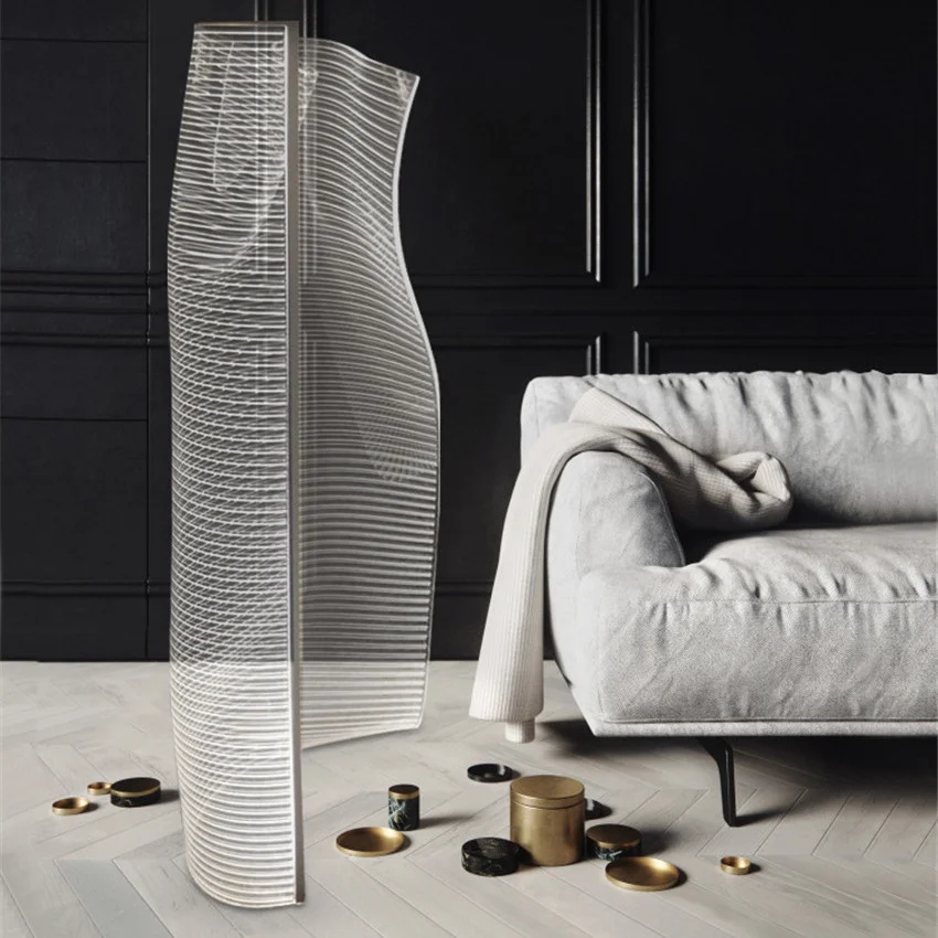 Gweilo Han Floor Lamp - Image 1