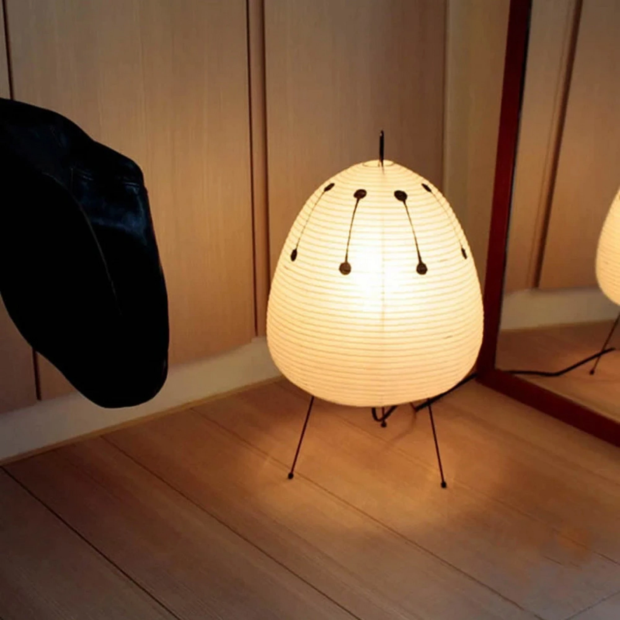 Akari 1AD Table Lamp - Image 2