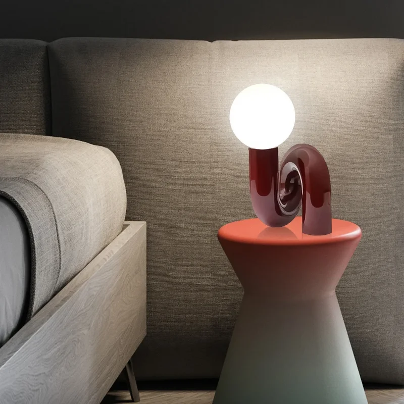 Neotenic Table Lamp - Image 5