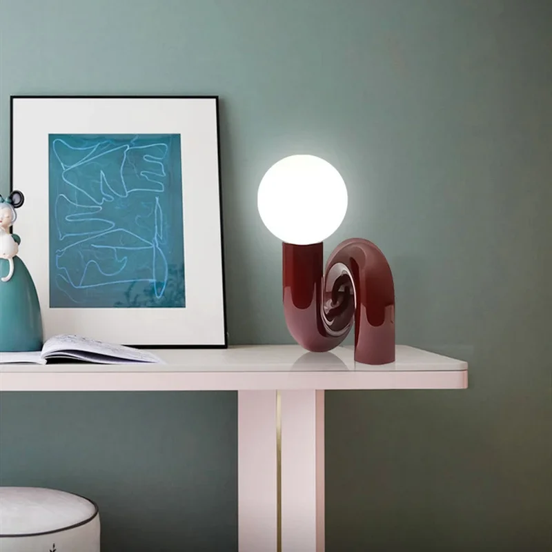 Neotenic Table Lamp - Image 3