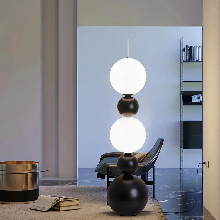 Tama Lampa Floor Lamp - Image 5